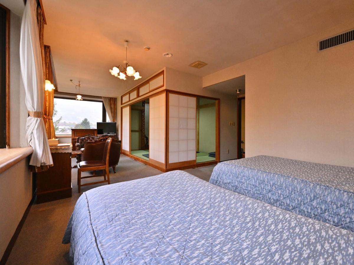 Hakuba Royal Hotel Экстерьер фото